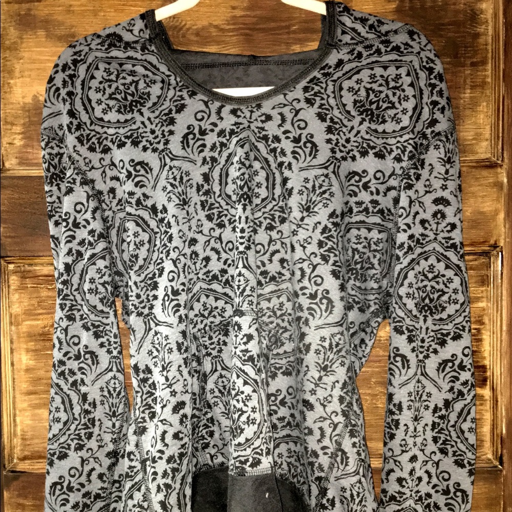 Danskin reversible pullover